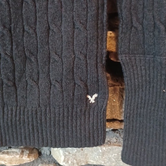 American Eagle Outfitters black sweater sz small - Picture 4 of 9